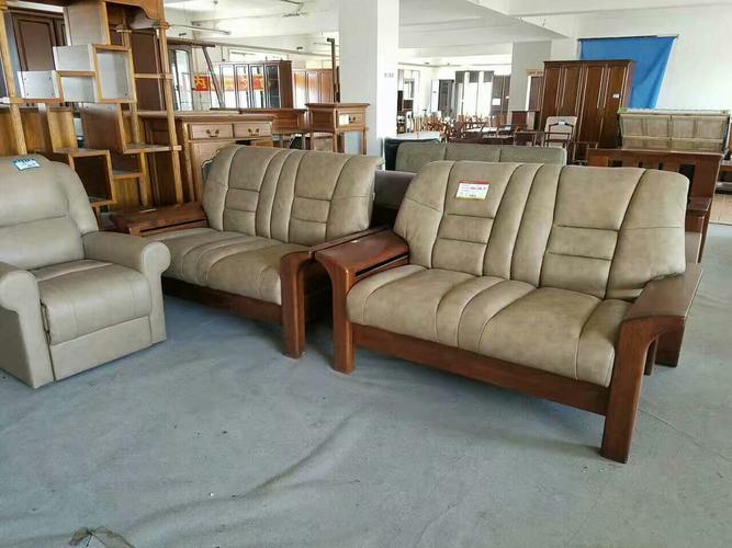 华鹤家具厂家清仓销售库存产品，继续不见不散！